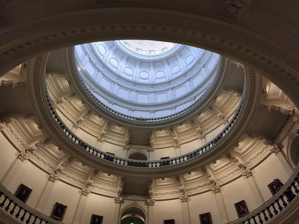 AustinInsideCapitol01.webp