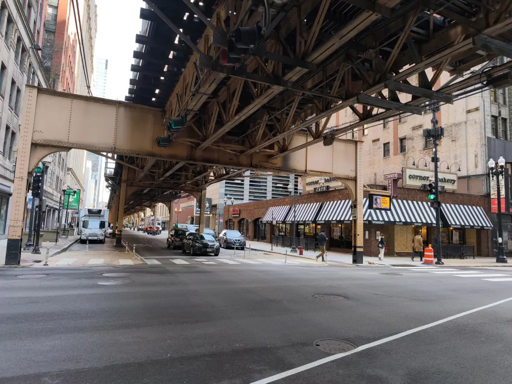 ChicagoStreet08.webp